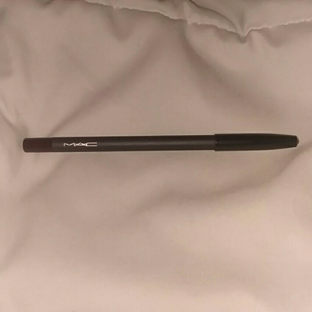 Mac Bespoken For Pro Longwear Lip Pencil